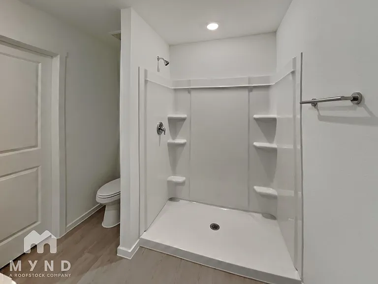213 Poplar Pl — Photo 14
