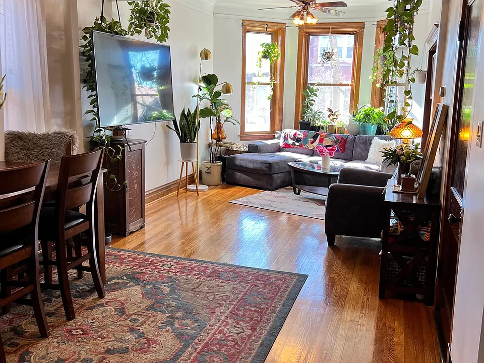 Living room / dining