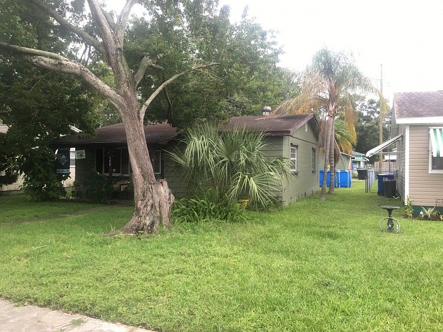 2nd image of 480 36th Ave N