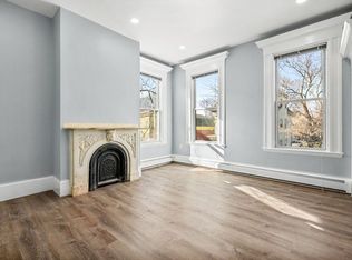 569 E 6th St FLOOR 2, Boston, MA 02127