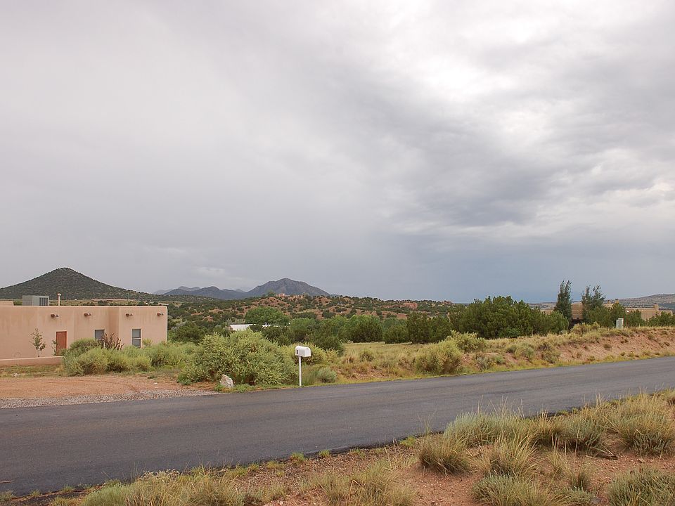 7 Vista Lagunitas, Santa Fe, NM 87507 Zillow