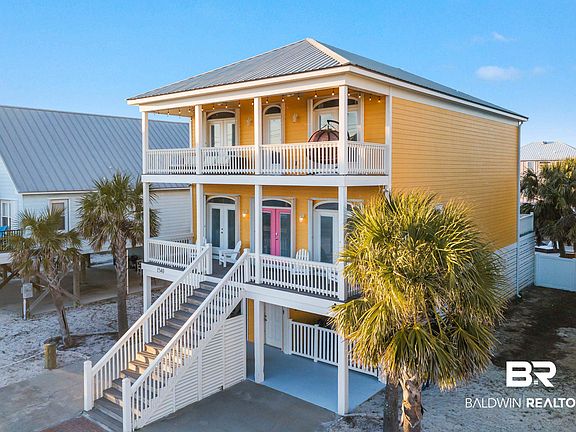 2nd image of 1540 W Beach Blvd