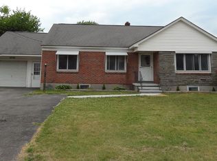 2723 Wellington Ave, Schenectady, NY 12306