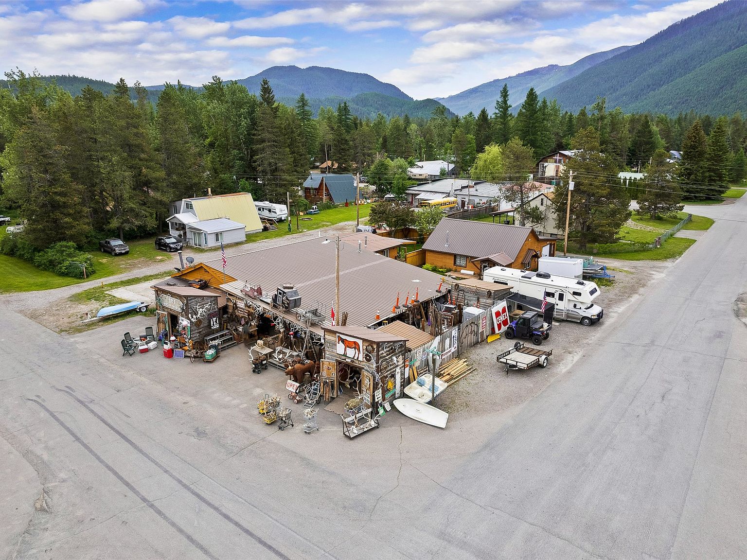 201/205 Hungry Horse Dr, Hungry Horse, MT 59919 MLS 30006883 Zillow