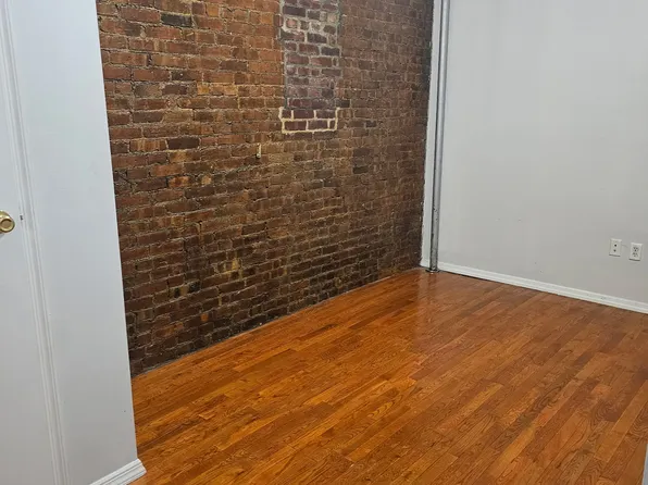 300 East 2nd Street image 7 of 23