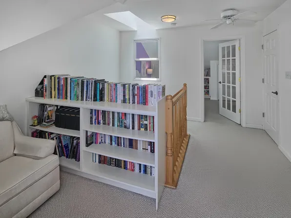 406 Newburgh Court image 14 of 31