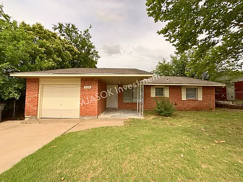 2709 NW Hilltop Dr Photo 1 2709 NW Hilltop Dr Photo 1