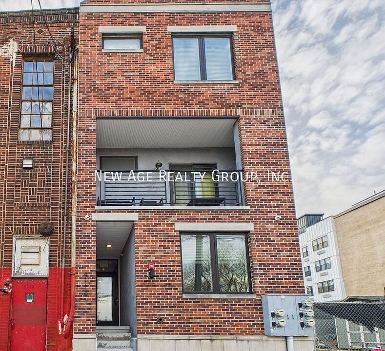 1st image of 4114 Haverford Ave #3