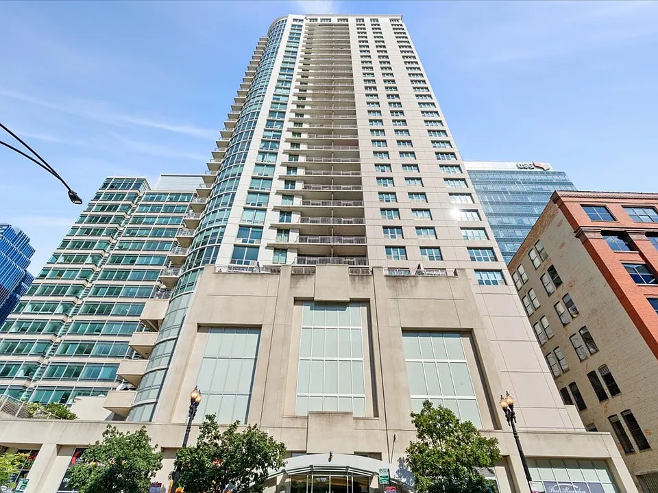 125 S Jefferson St #3109