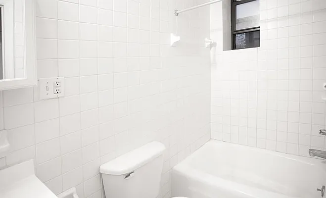 Rented by Luxor Homes & Investment Realty | media 2