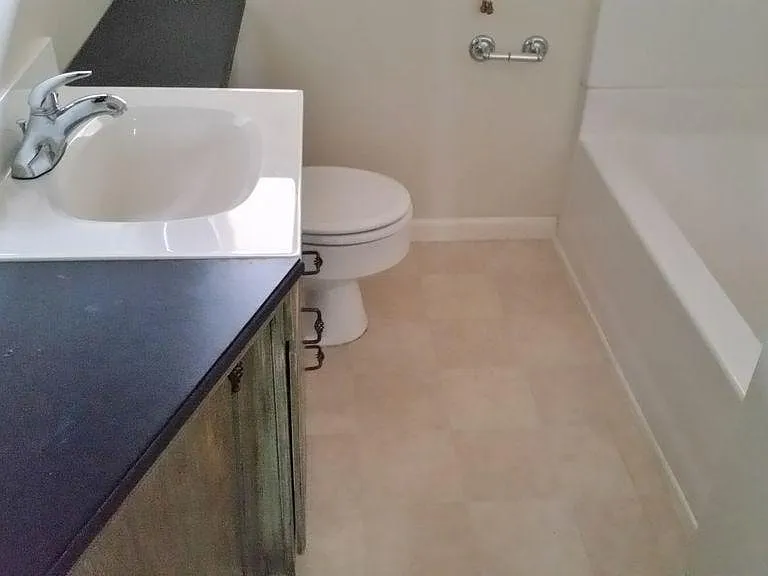 1142 Wilmore Rd — Photo 9
