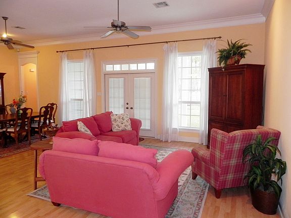 3rd image of 30546 Woodland Dr
