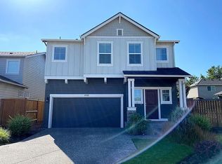 8753 SW Schmidt Loop, Tigard, OR 97224