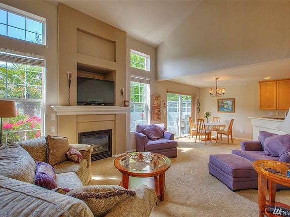 Open concept Living room, dining room, and kitchen