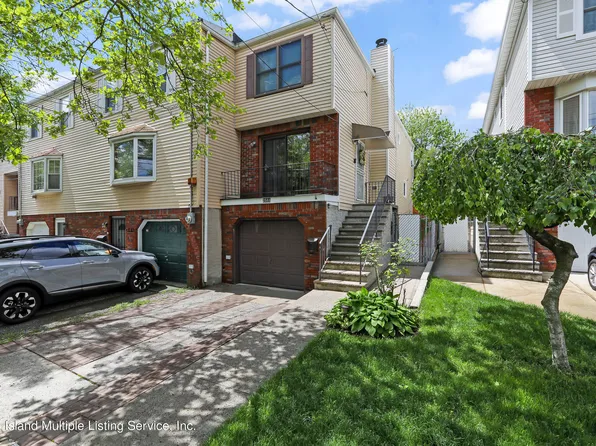 2581 Amboy Rd, Staten Island, NY 10306