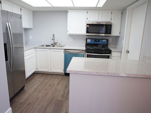 2nd image of 2695 Jacyra Ave