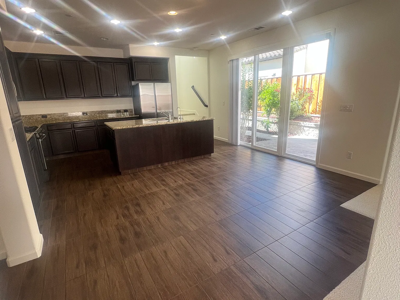 4 bed, 1868 sqft, $4,300 — Photo 3