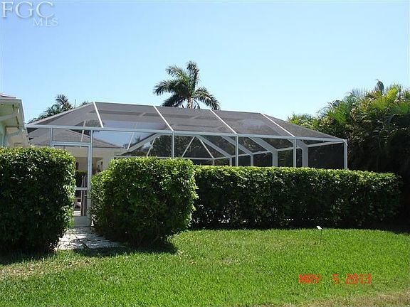3rd image of 4422 SW 25th Pl