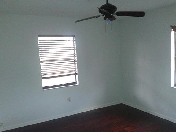 5th image of 4403 Walden Cir