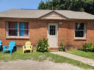 2106 23rd St, Pascagoula, MS 39581
