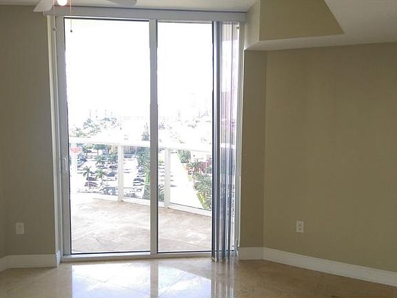 5th image of 17201 Collins Ave APT 1106