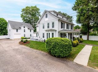 390 Woodruff Ave, South Kingstown, RI 02879