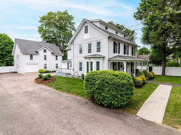 390 Woodruff Ave, South Kingstown, RI 02879