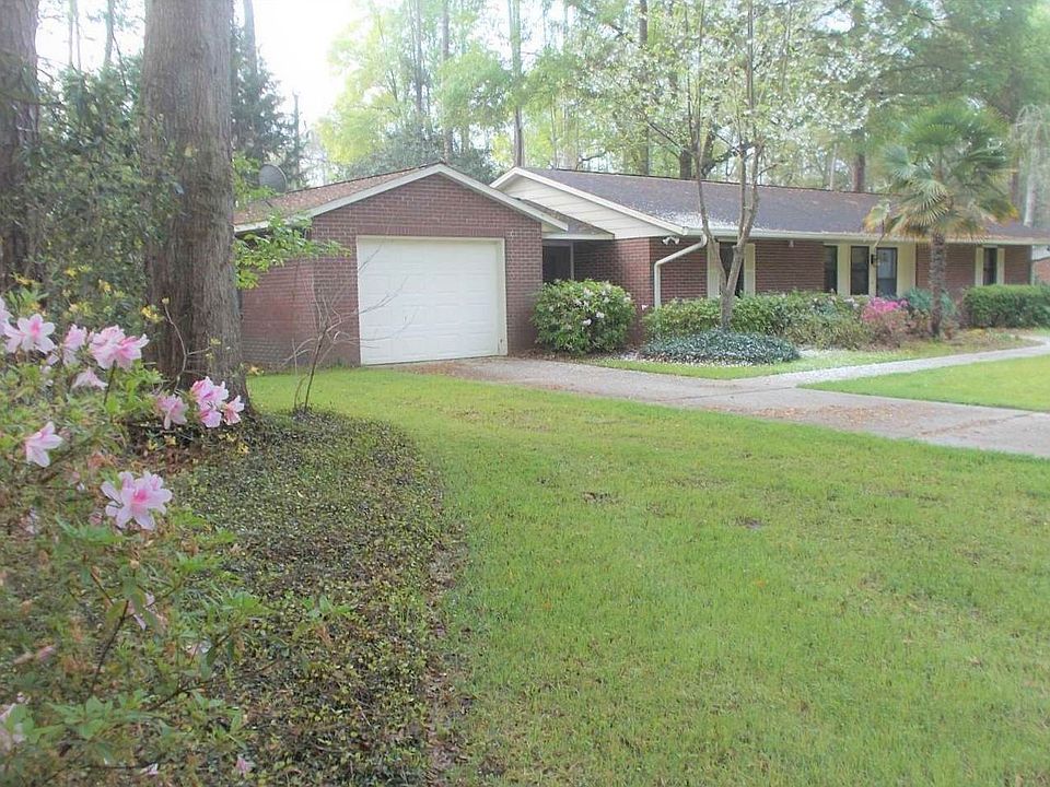 1st image of 10626 Wildwood Dr