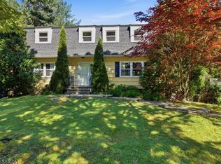 501 Hamilton Dr, Hackettstown Town, NJ 07840