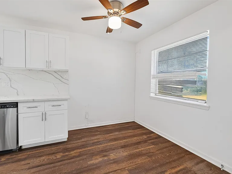 23567 Pine Forest Dr — Photo 11