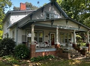 502 N Main St, Clermont, GA 30527