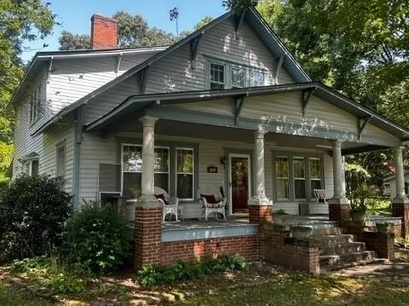 502 N Main St, Clermont, GA 30527