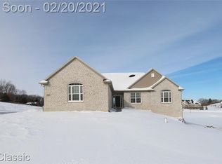 1888 Old Sandila Ln, Brighton, MI