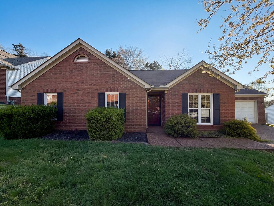1st image of 2416 Bayview Dr