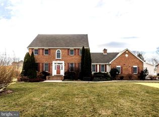 826 Burnt House Rd, Carlisle, PA 17015