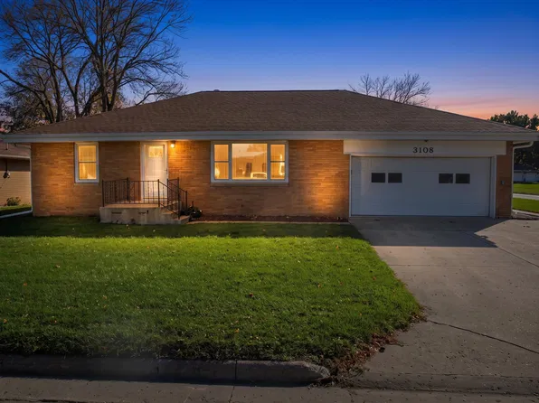 3108 4th St, Emmetsburg, IA 50536