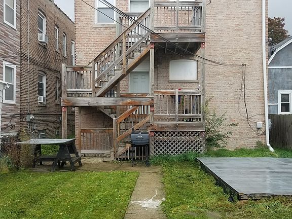 2nd image of 11322 S Calumet Ave