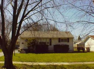 2110 Delaware Rd, Waukegan, IL 60087