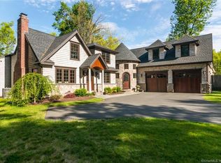 30 Frandel Dr, Avon, CT 06001