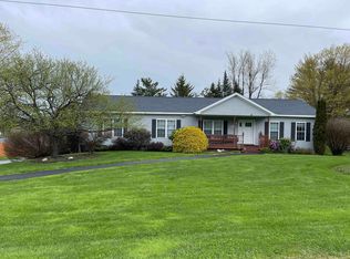 8 Daniel Dr, Barre, VT 05641