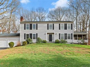 94 Teeter Rock Rd, Trumbull, CT 06611