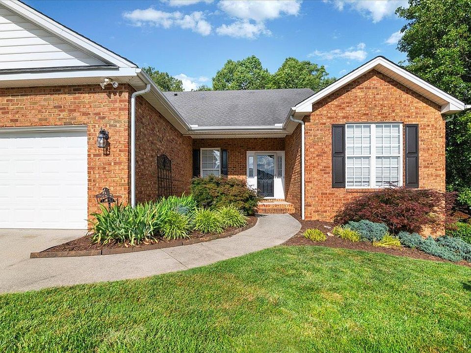 1st image of 1232 Doulton Cir