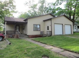 417 N Nettleton St, Cameron, MO 64429