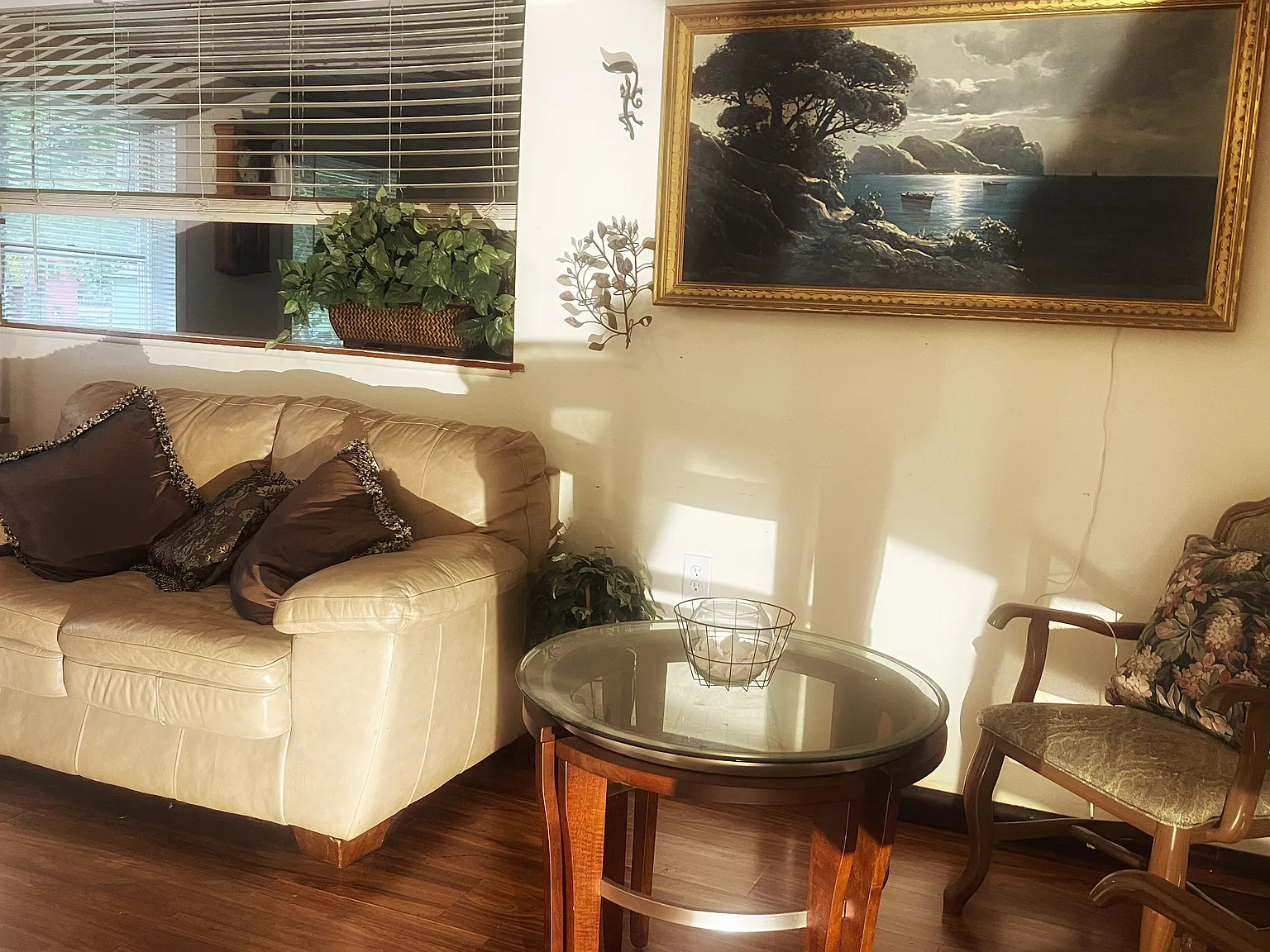 69 Robin St — Photo 4