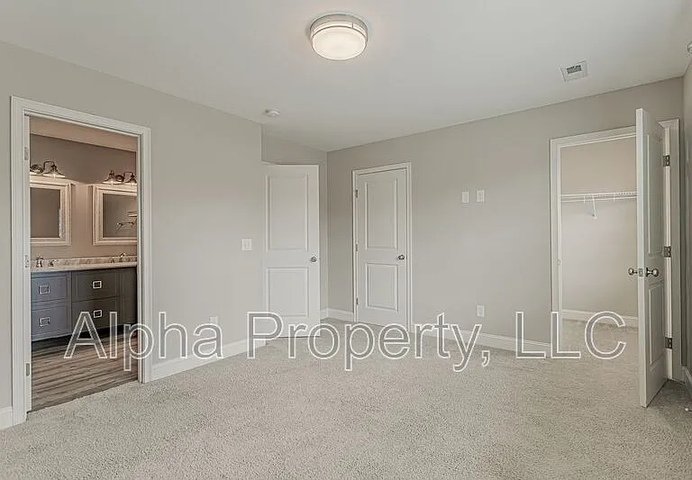 830 Chartwell Dr — Photo 13