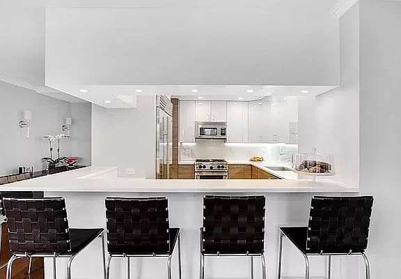 5th image of 330 E 75th St APT 15BC