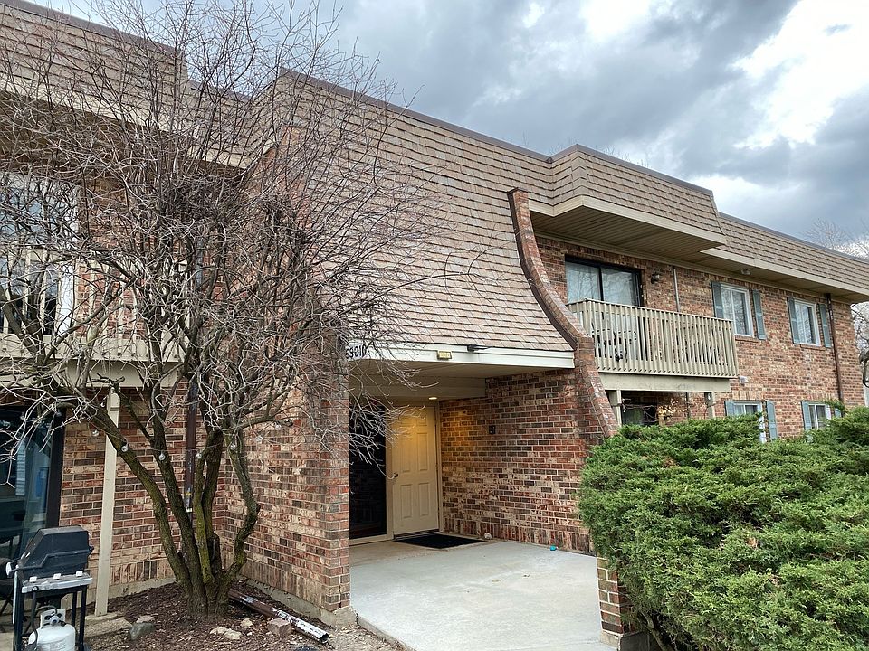 1st image of 6S010 Steeple Run Dr APT 2A