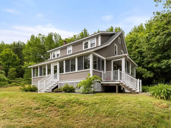 25 Sherburne Road, Lee, NH 03861