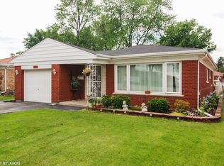 1638 Gardner Rd, Westchester, IL 60154