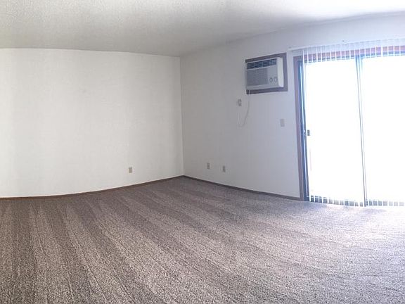 3rd image of 1208 28th Ave S APT 103